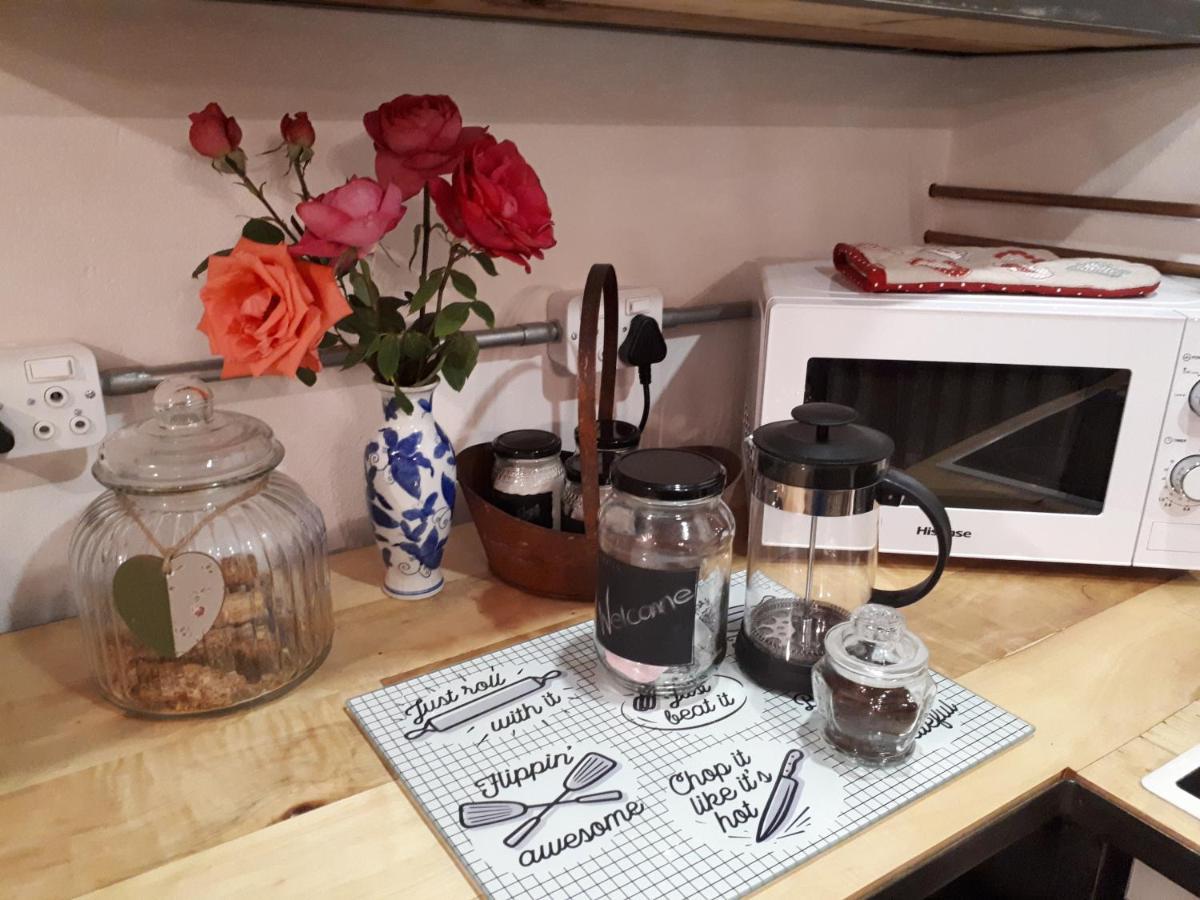Honeysuckle Clarens Hotell Eksteriør bilde