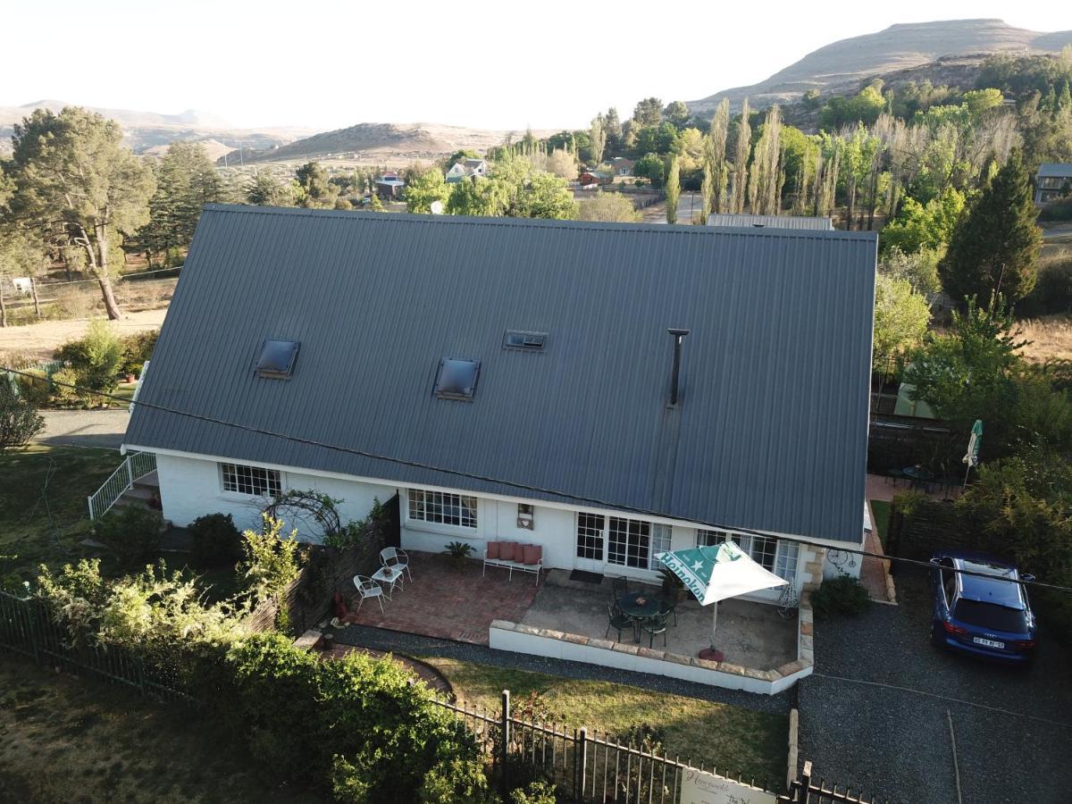Honeysuckle Clarens Hotell Eksteriør bilde